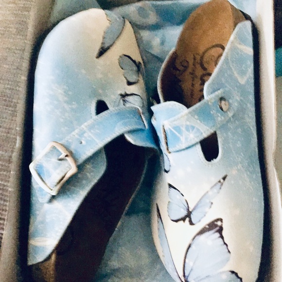 calceo Shoes - NEW Butterfly vegan leather mules 🦋 Calceo